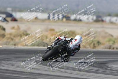 media/Oct-30-2025-Racers Edge (Thu) [[dabbdaf680]]/2-A Group/Session 2 (Turn 5)/